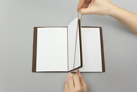 TRAVELER'S Notebook Connecting Rubber Bands How To connect Refills