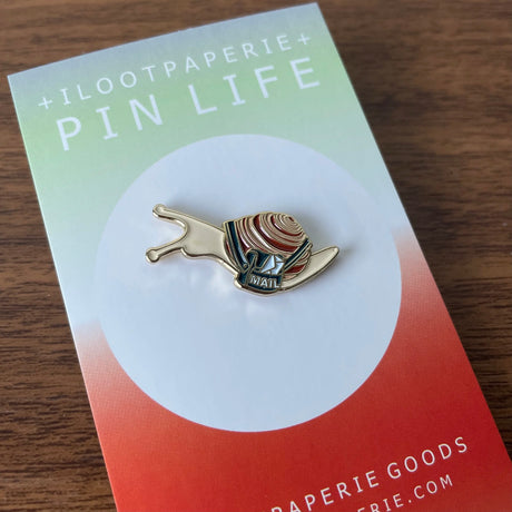 Snail mail pin on a 'Pin Life' card with ILOOTPAPERIE branding.