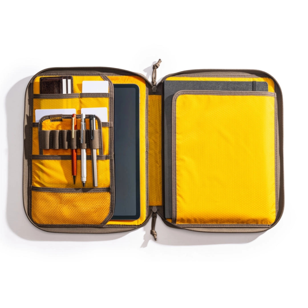 Lochby A4 Daily Folio Interior Charcoal+Gold