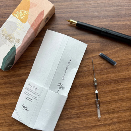 Tom's Studio Studio Pocket Fountain Pen What's in Package Syringe Plus Cartridge