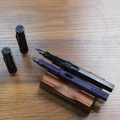 Lamy Safari Special Edition Fountain Pens Meteorite and Meteora Uncapped