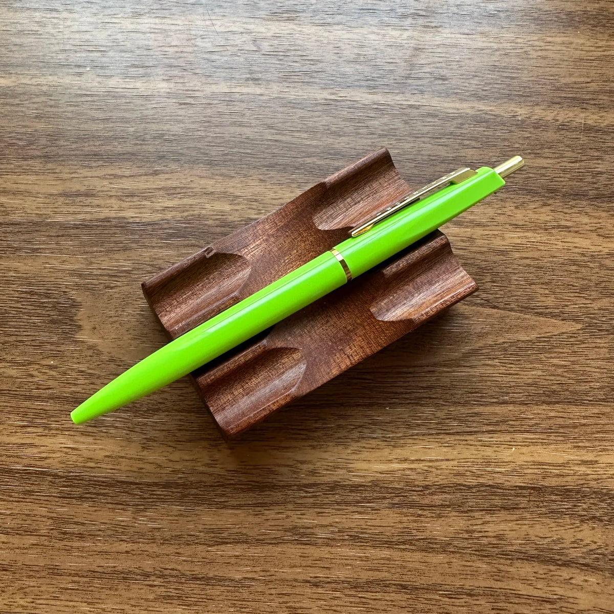 Anterique .5mm Ballpoint Pen Lime Green
