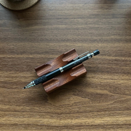 Uni Kuru Toga Mechanical Pencil / Elite/Roulette (.5mm)