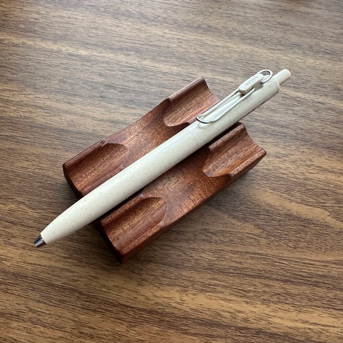 Uni-ball One F Series Gel Pen / Earth Texture