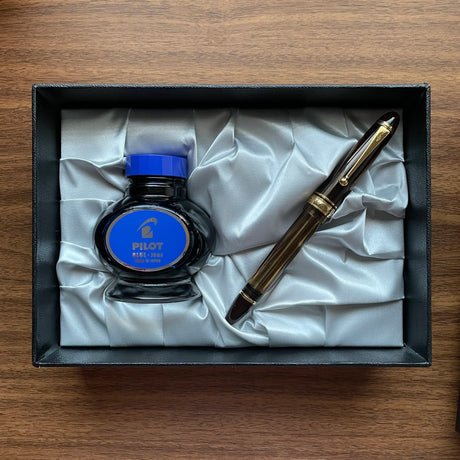 Pilot Custom 823 Fountain Pen