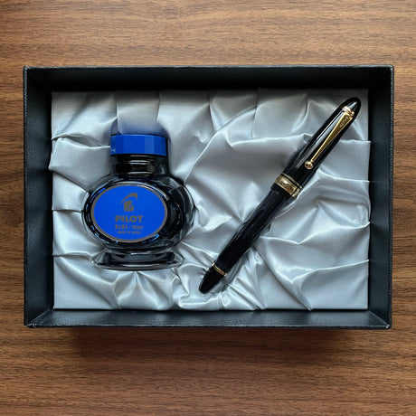 Pilot Custom 823 Fountain Pen