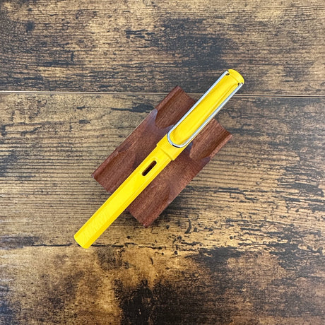 Lamy Safari Standard Fountain Pen Yellow