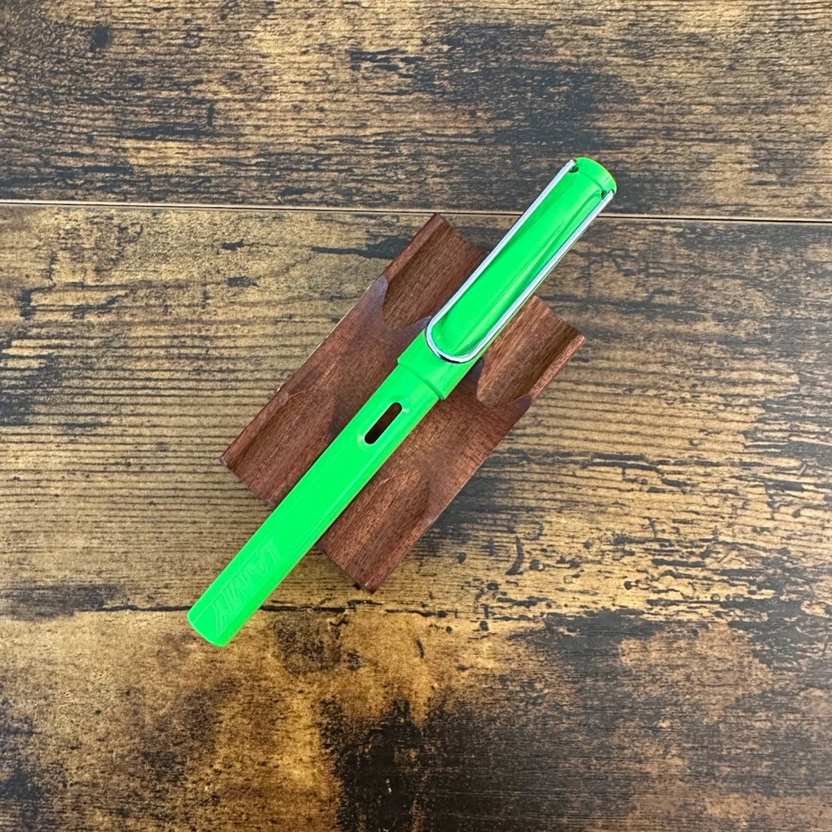 Lamy Safari Standard Fountain Pen Green