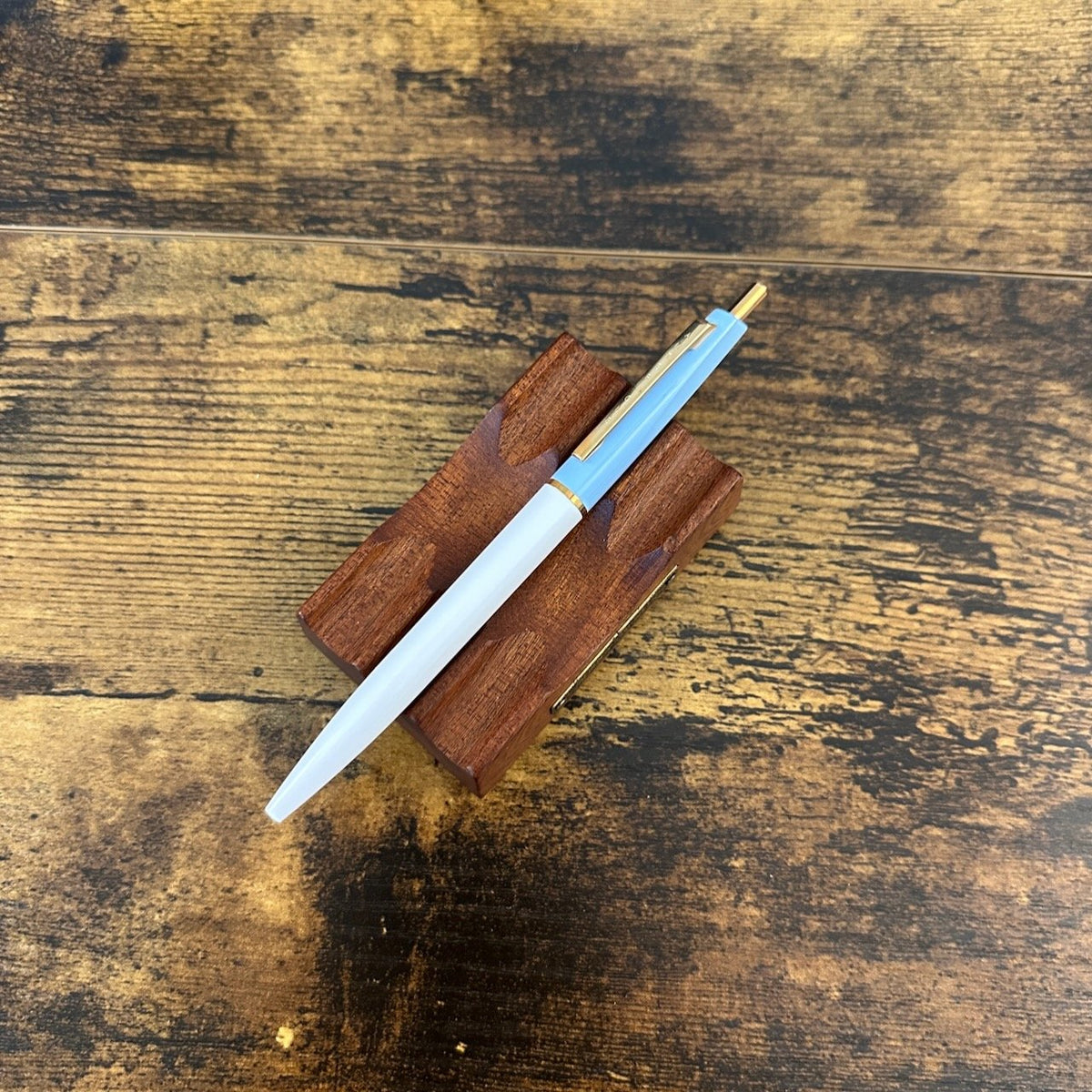 Pure White + Aqua Blue