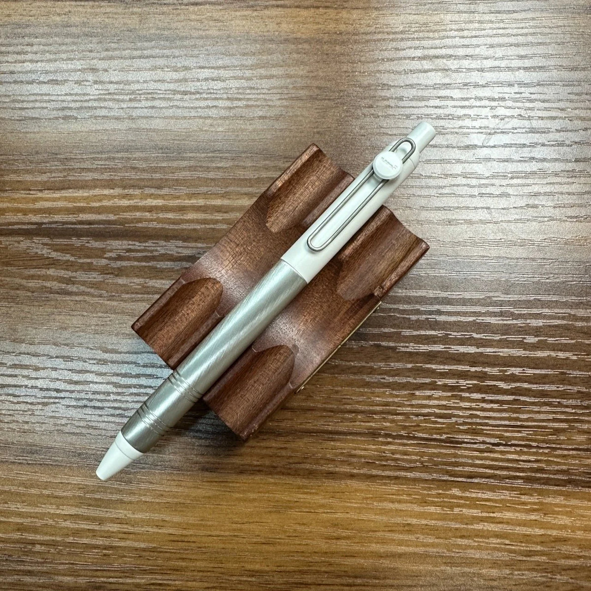 Uni Zento / Flow