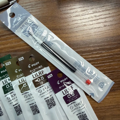 Pilot ILMILY Refill Cartridges Rear View Showing Plastic Cartridge