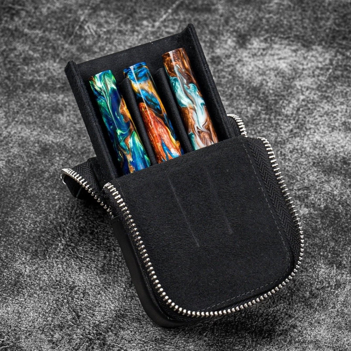 Galen Leather Magnum Opus 3-Slot Pen Case with Removable Tray (Zipper)