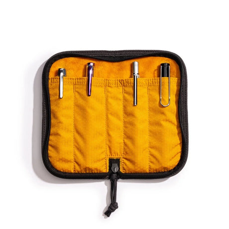 Lochby Quattro Four-Pen Case Charcoal Open