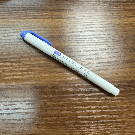 Zebra Mildliner highlighter with bold and fine tips in Lavender (MLV)