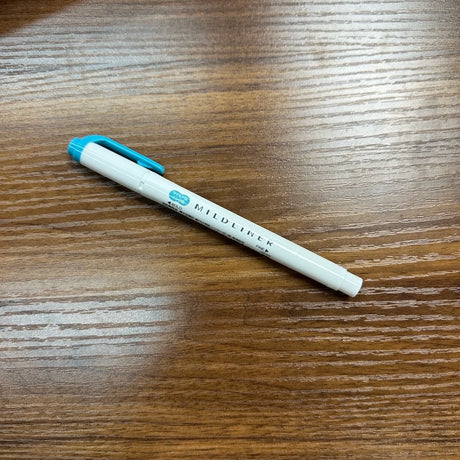 Zebra Mildliner highlighter with bold and fine tips in Smoke Blue (MSB)