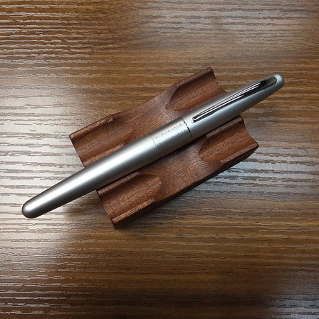 Pilot Metropolitan Rollerball Pen Plain Silver