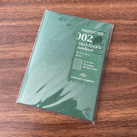 TRAVELER'S Notebook Passport Refill Standard 002 Grid 