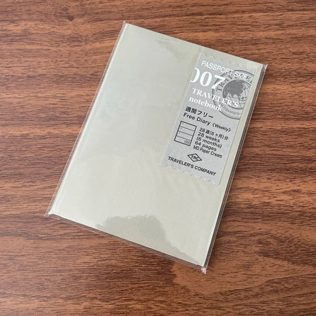 TRAVELER'S Notebook Undated Diary Refill Passport 007 Weekly