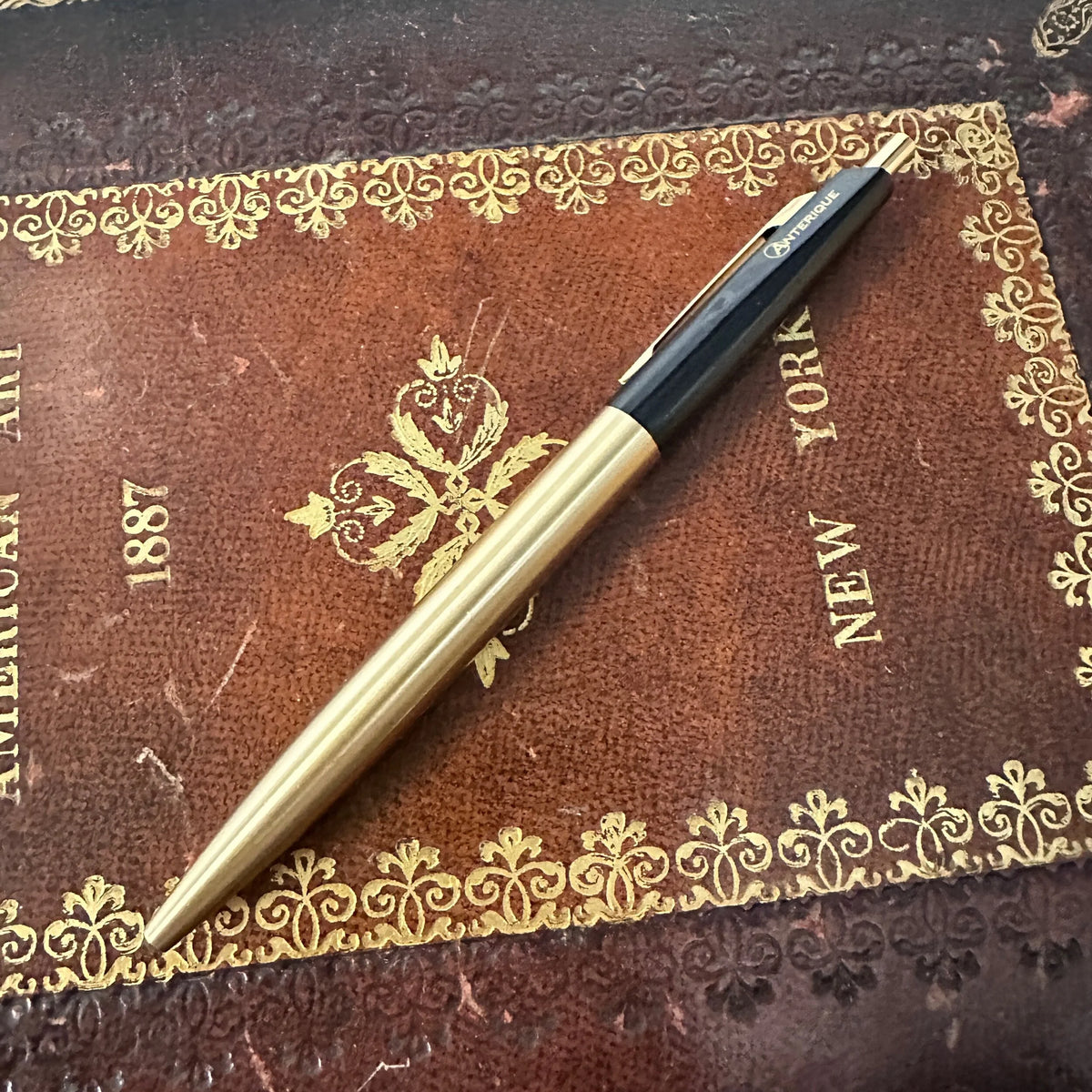 Anterique Mach Ball .5mm Ballpoint Pen Pitch Black