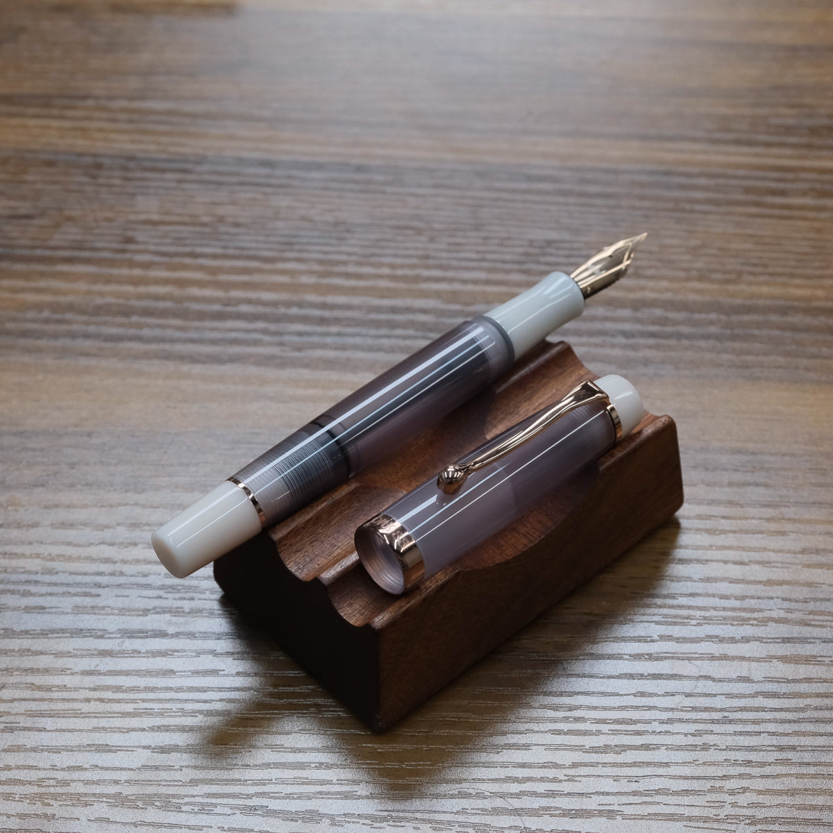 Opus 88 Harmony Fountain Pen Mocha Mousse Uncapped