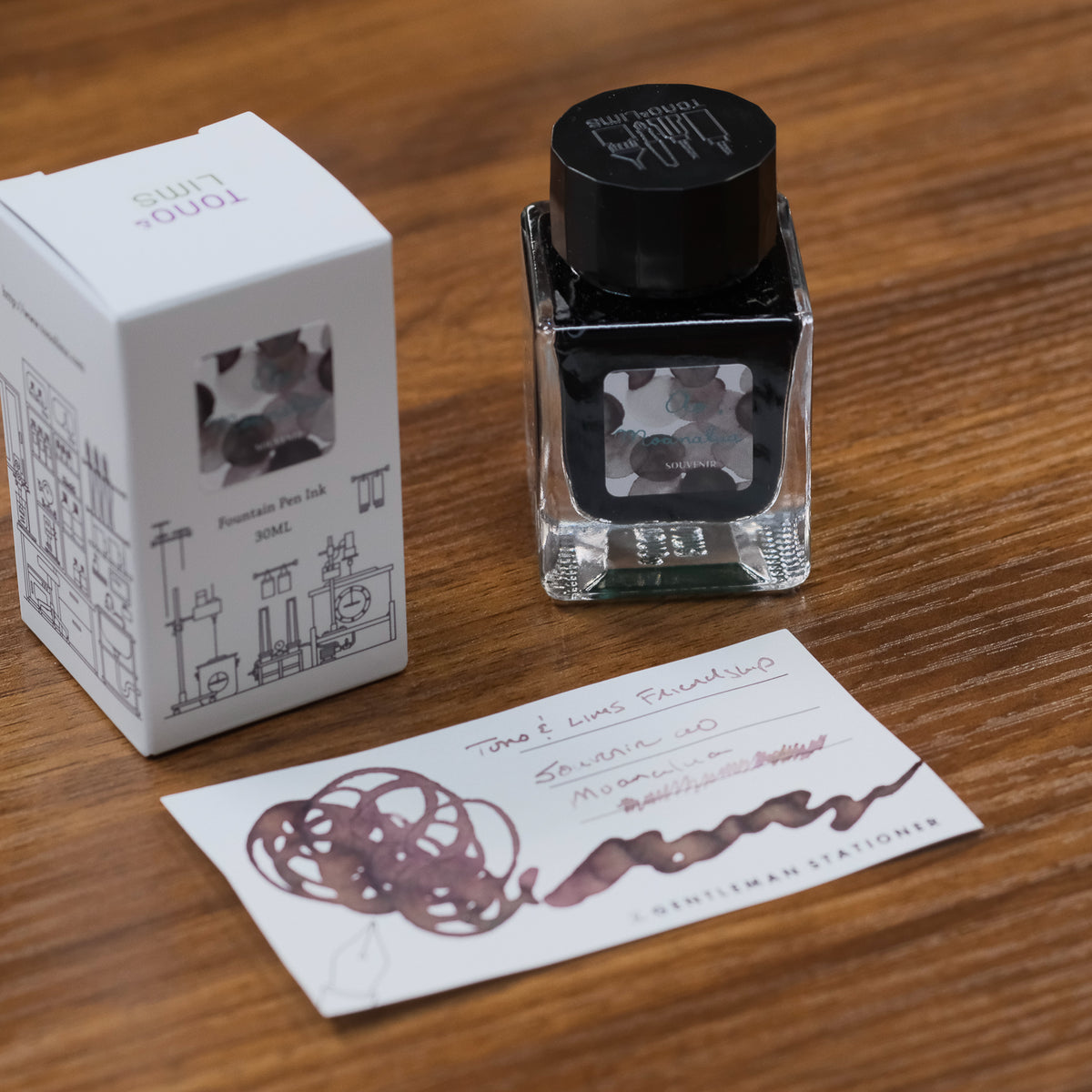 Tono & Lims Friendship Line Souvenir ao, Moanalua