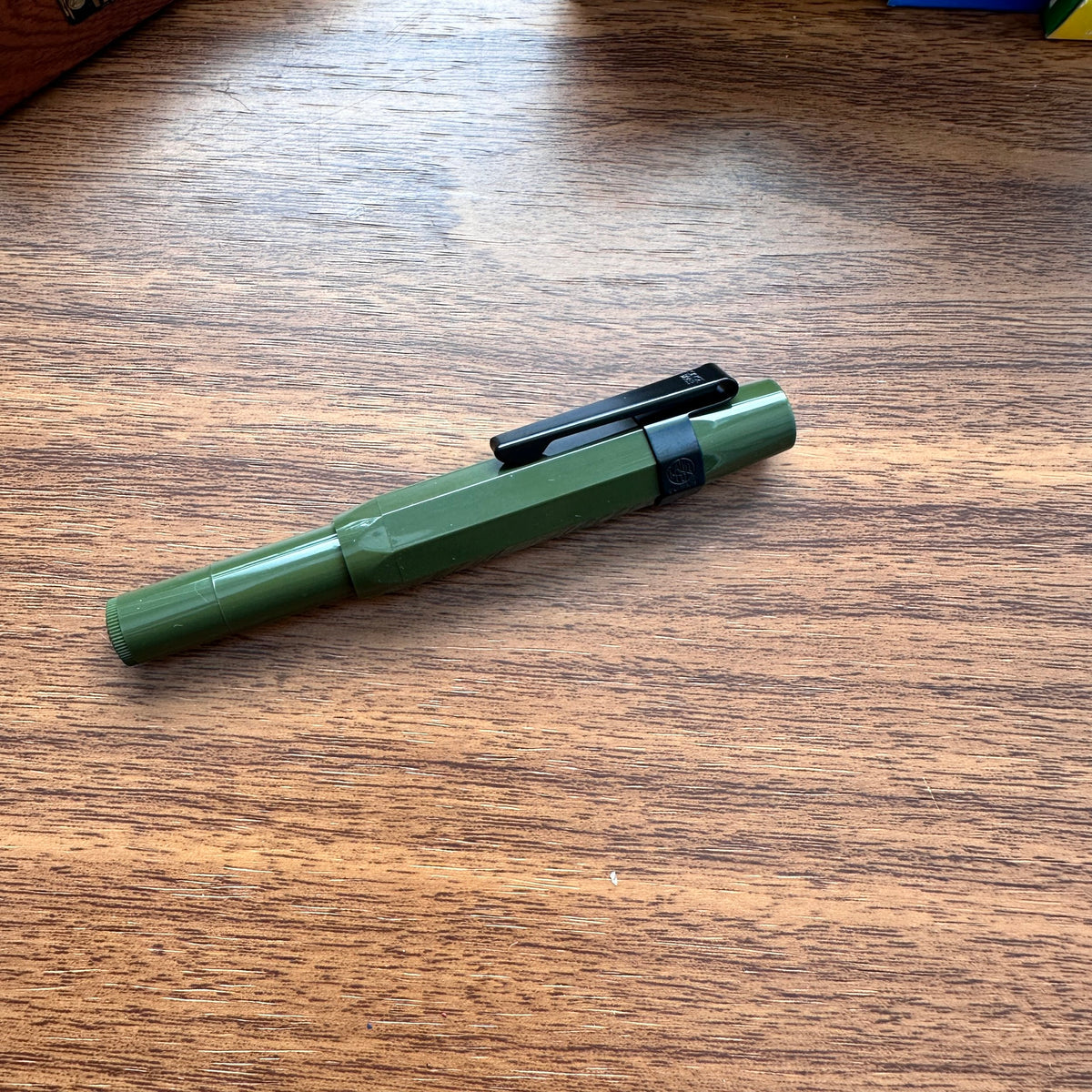Kaweco Sport Clips Black on Pen