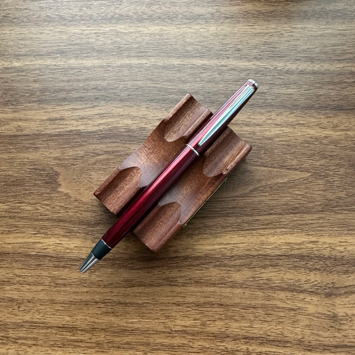 Uni Mitsubishi Jetstream Prime Ballpoint Pen