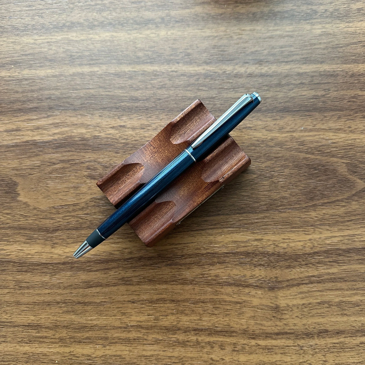 Uni Mitsubishi Jetstream Prime Ballpoint Pen