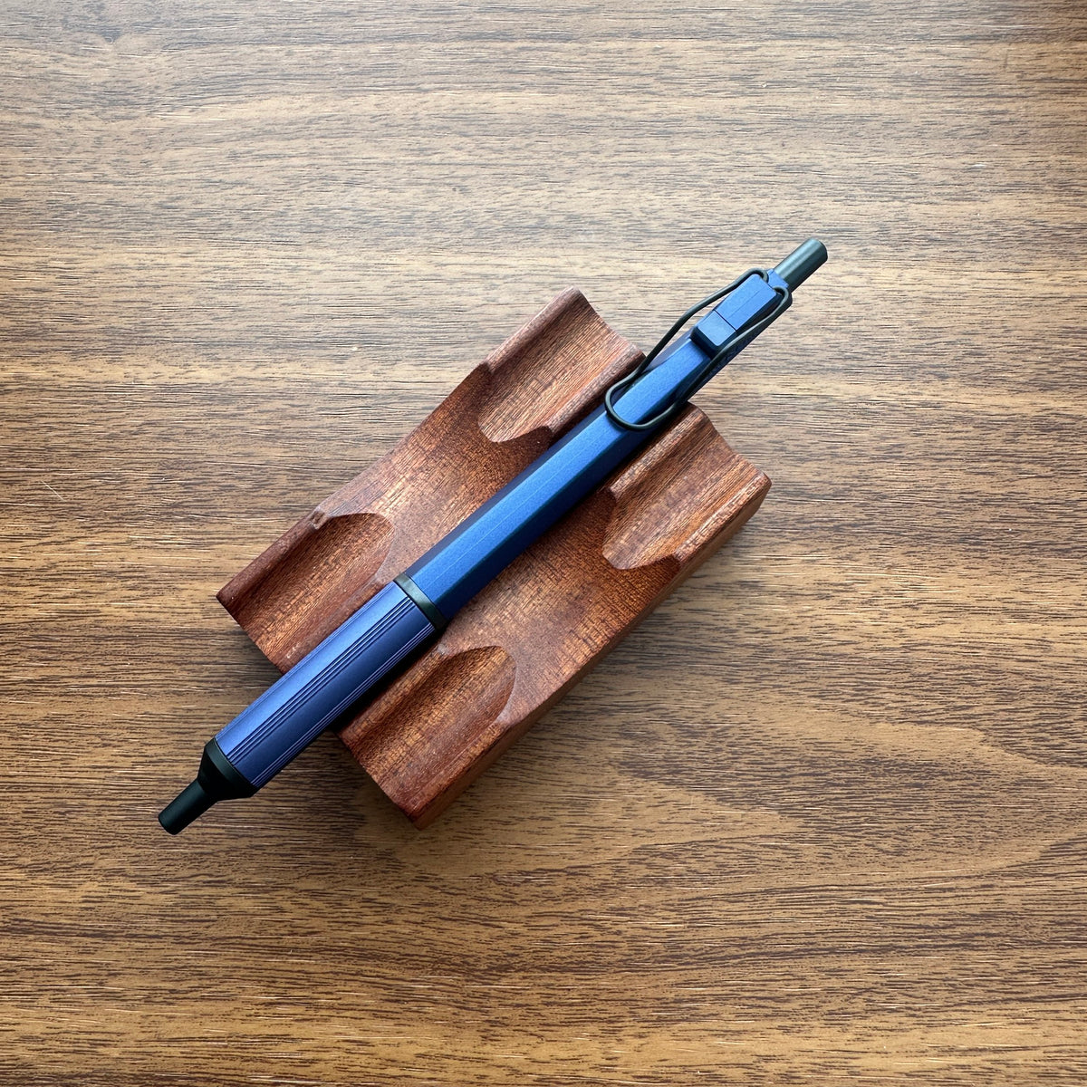 Uni Jetstream Edge Ballpoint Pen