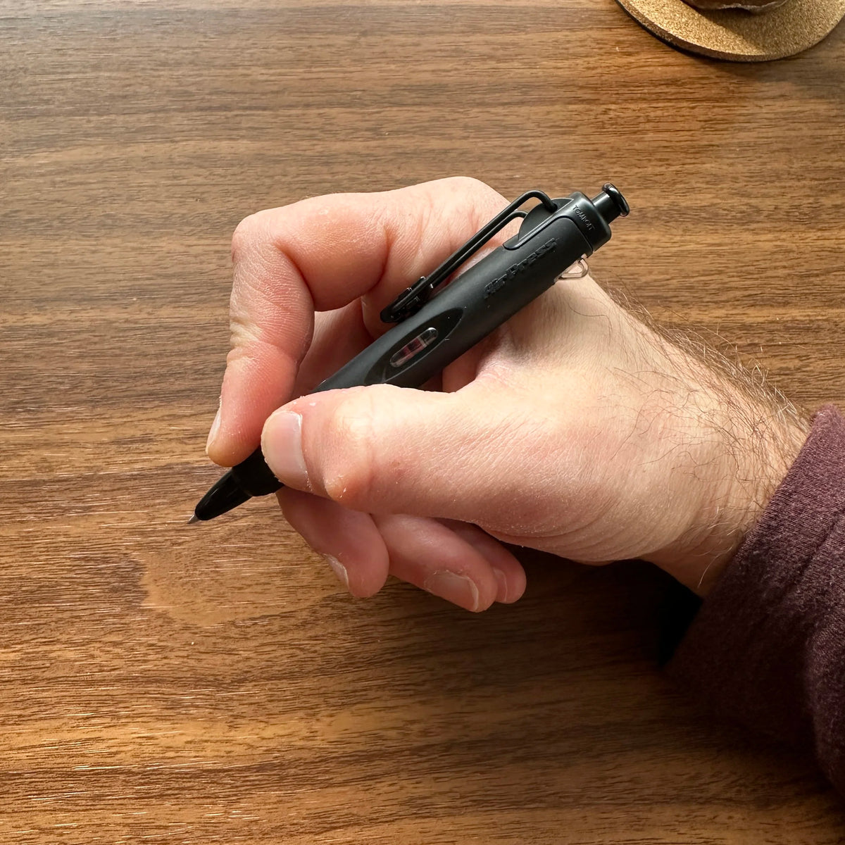 Tombow Airpress in Hand