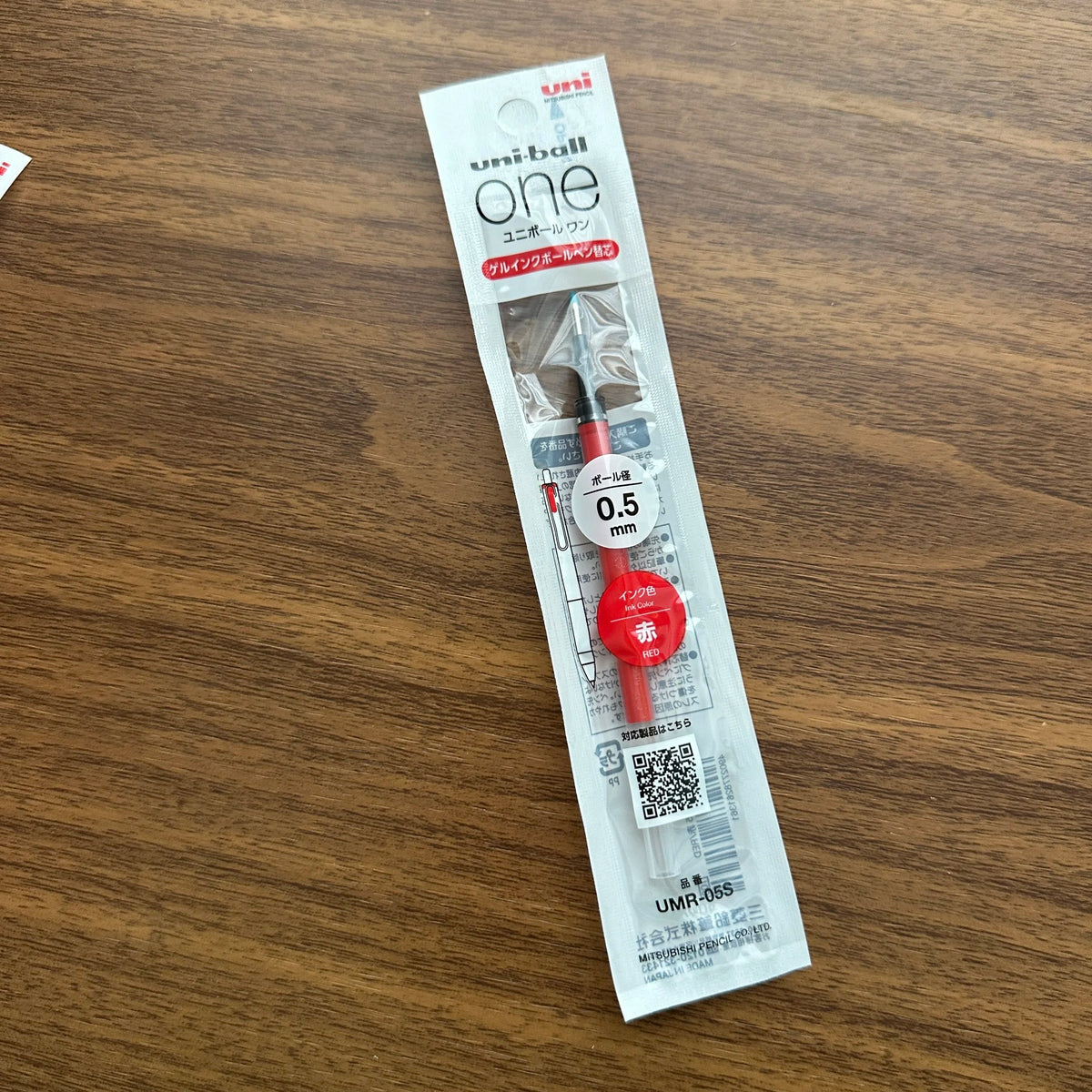 Uni-ball One UMR-05S and UMR-038S Refils