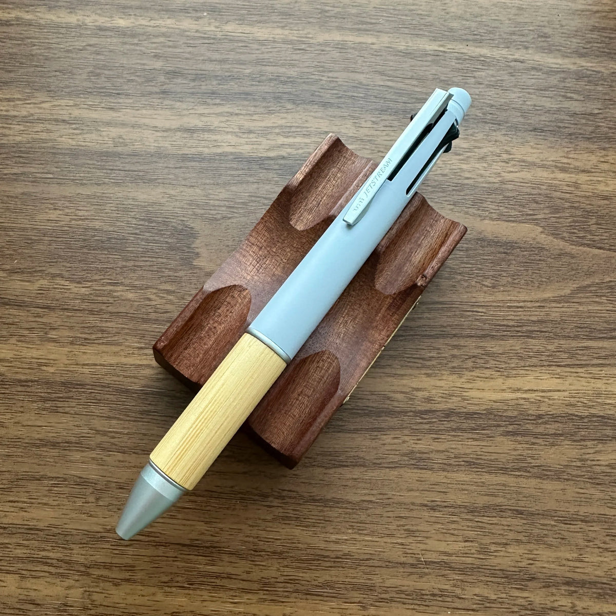 Uni Jetstream 4&1 Multi Pen Bamboo Edition