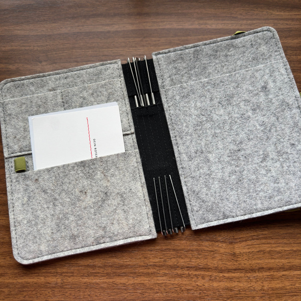 Roterfaden Taschenbegleiter LTD_015 Grey Felt Interior