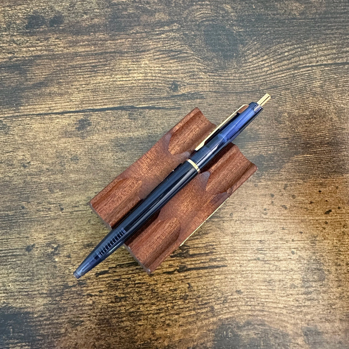 Anterique .5mm Ballpoint Pen Clear Blue-Grey