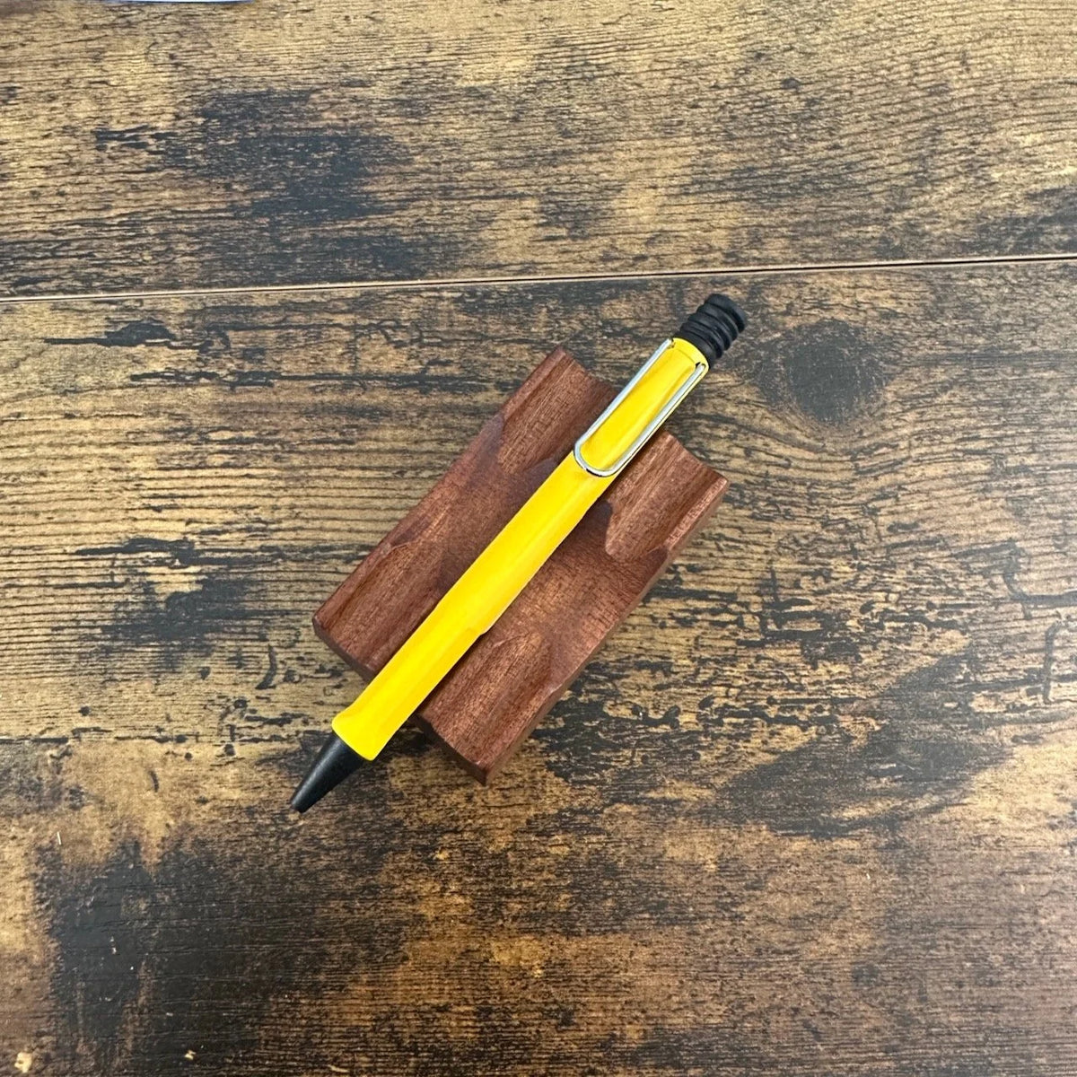 Lamy Safari Standard Line Ballpoint Pen Yellow