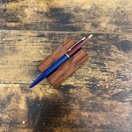 Anterique .5mm Ballpoint Pen Navy + Maroon