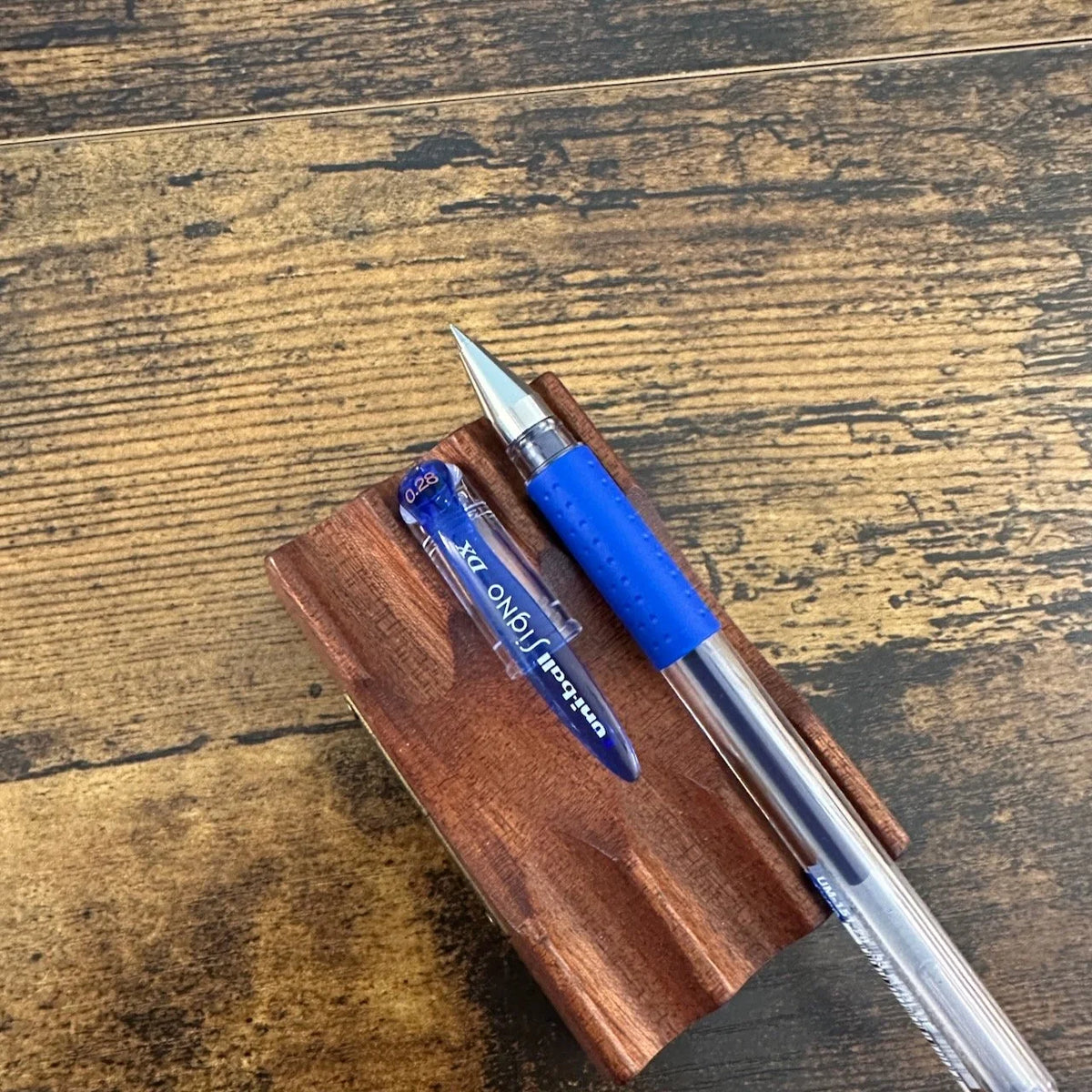 Uni Signo DX Gel Pens (UM-151)