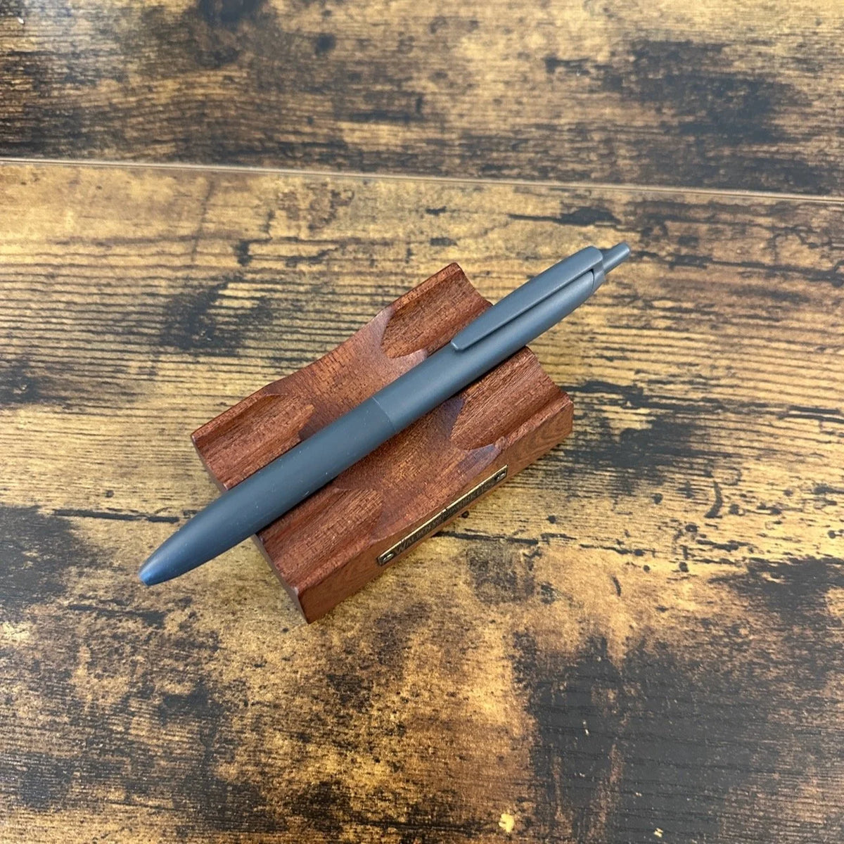 Uni Jetstream Lite Touch .5mm Retractable Ballpoints