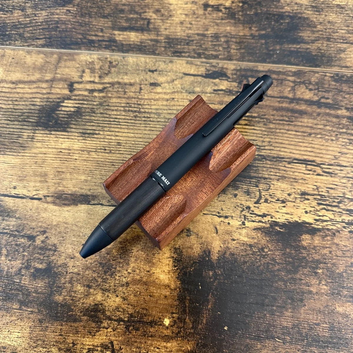 Uni "Pure Malt" Collection Special Editions / 4&1 Multi Pen