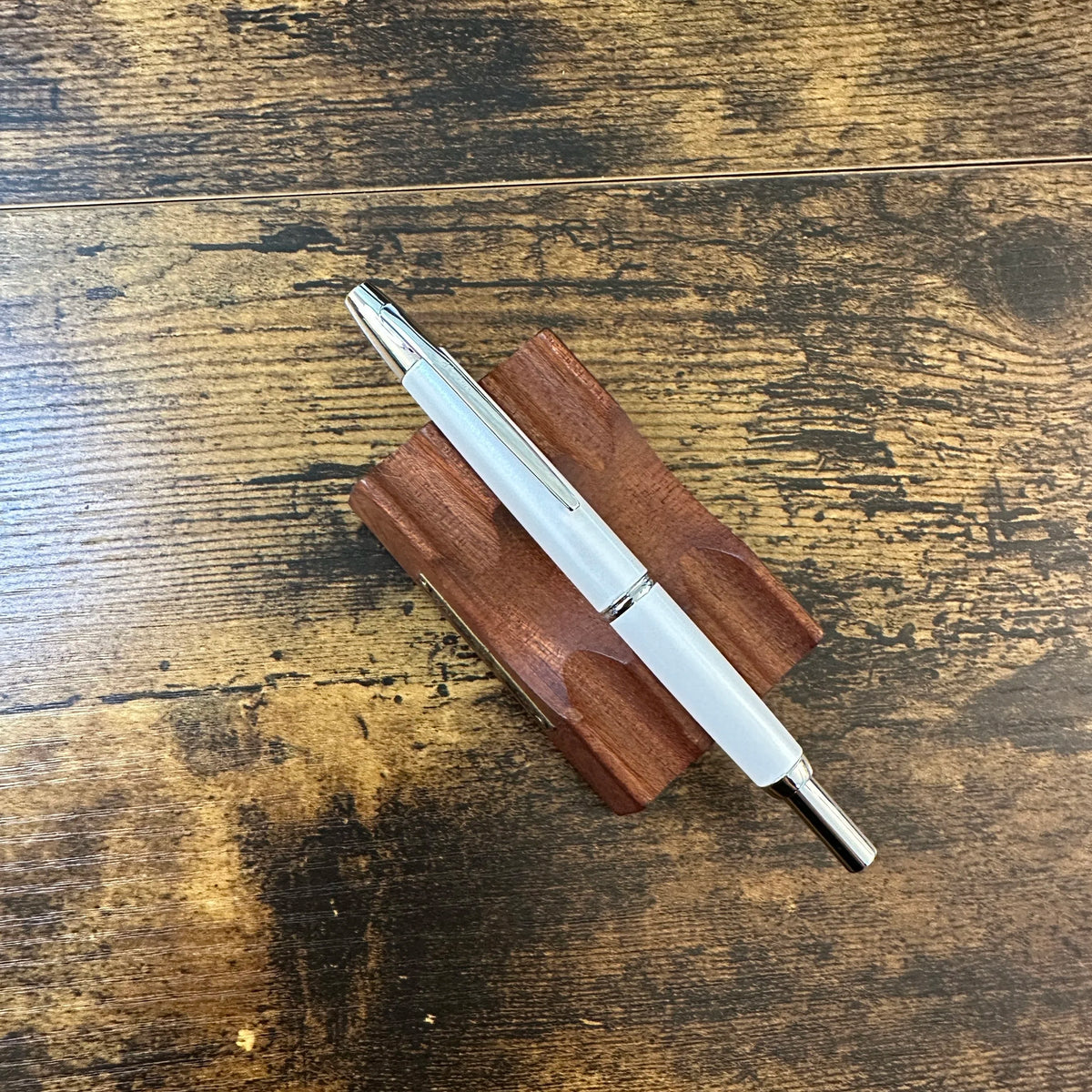 Pilot Capless Decimo Fountain Pens  White