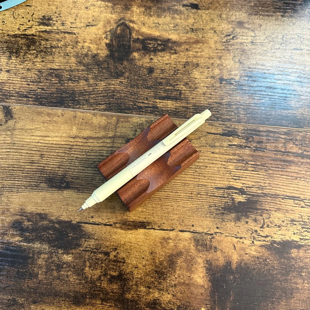 Uni Kuru Toga Mechanical Pencil / KS (.5mm)