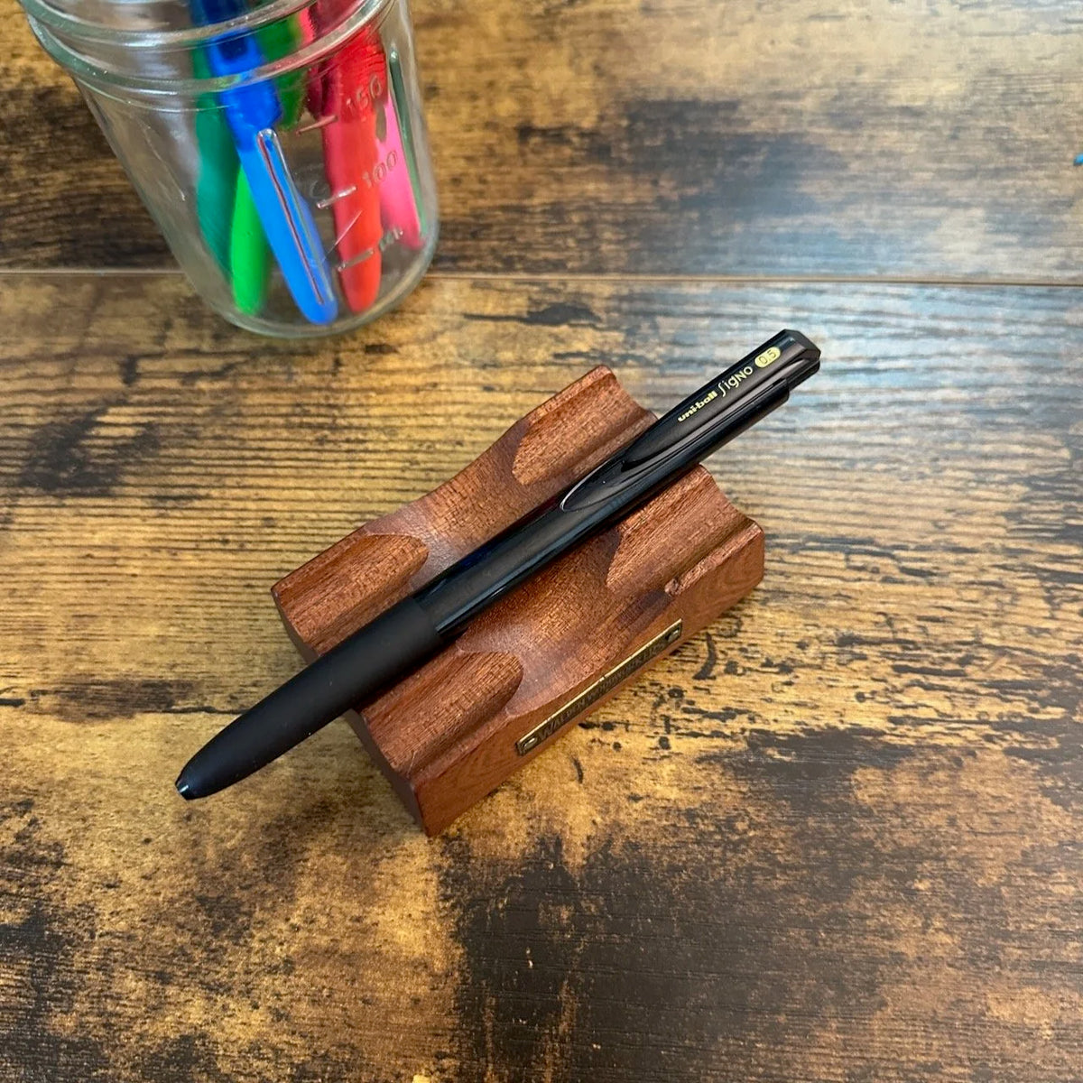 Uni Signo RT1 Gel Pens