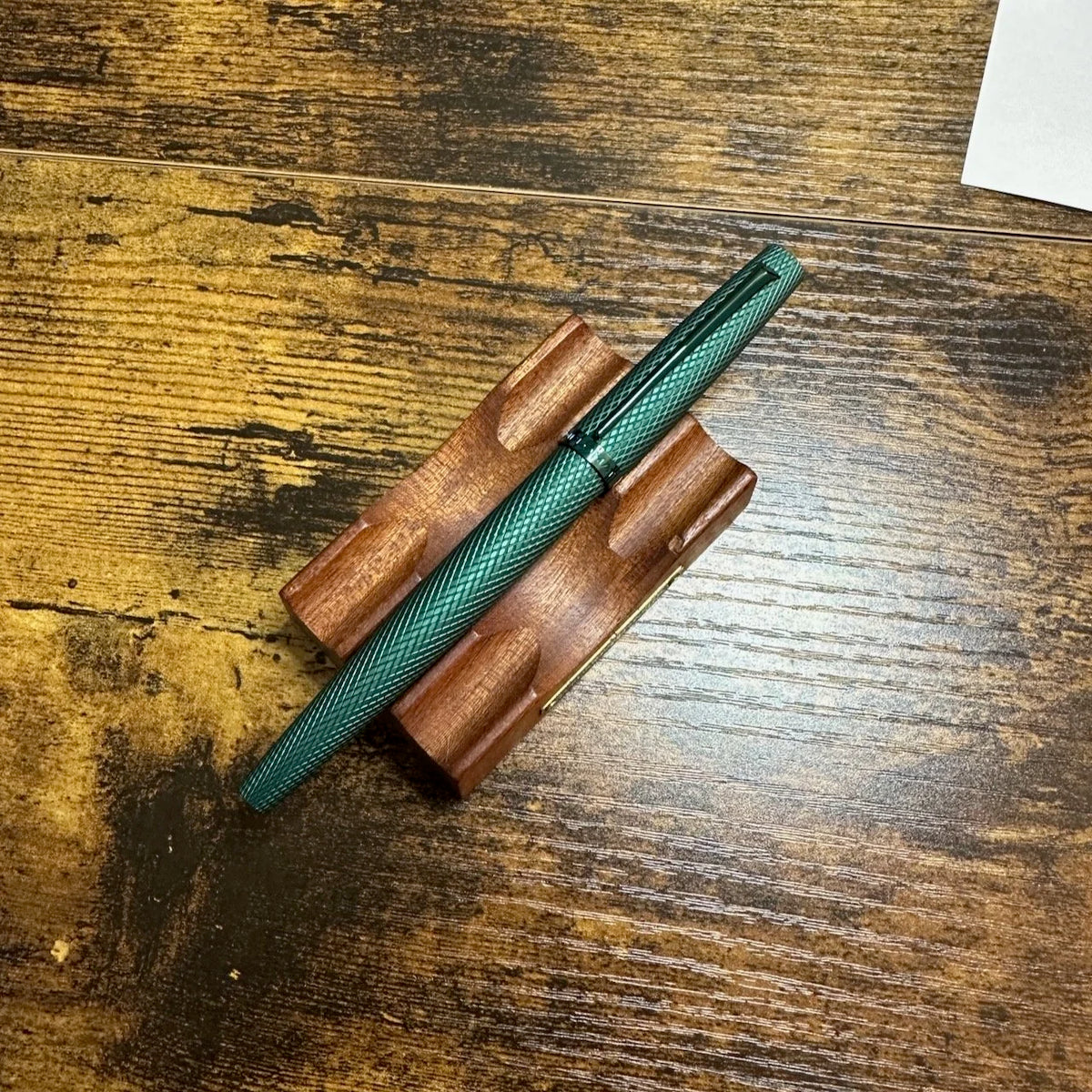 Diplomat Viper Fountain Pen Green on Pen Stand