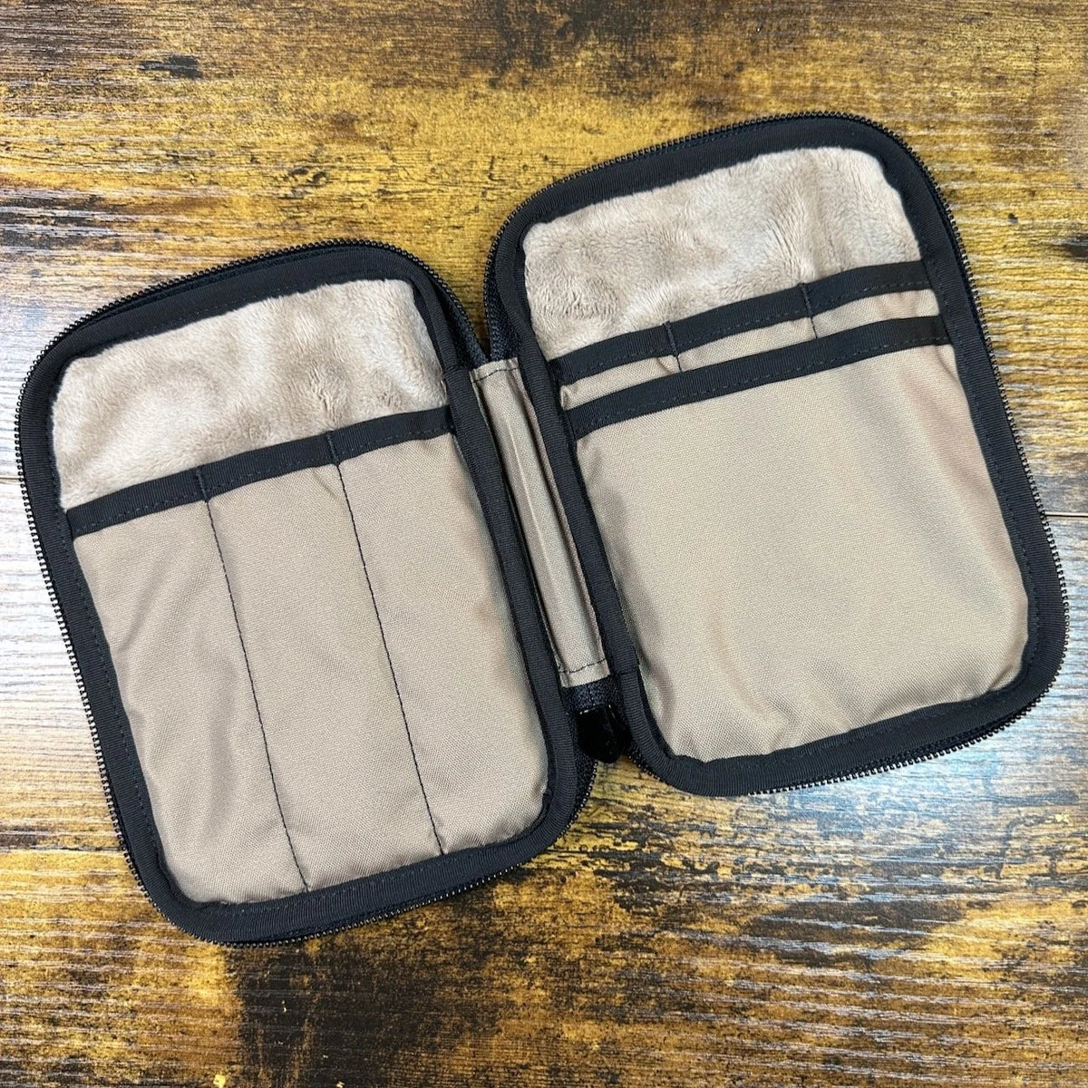 "Clouds" T.G.S. Special Edition / Fillmore 3+3 Pen Case