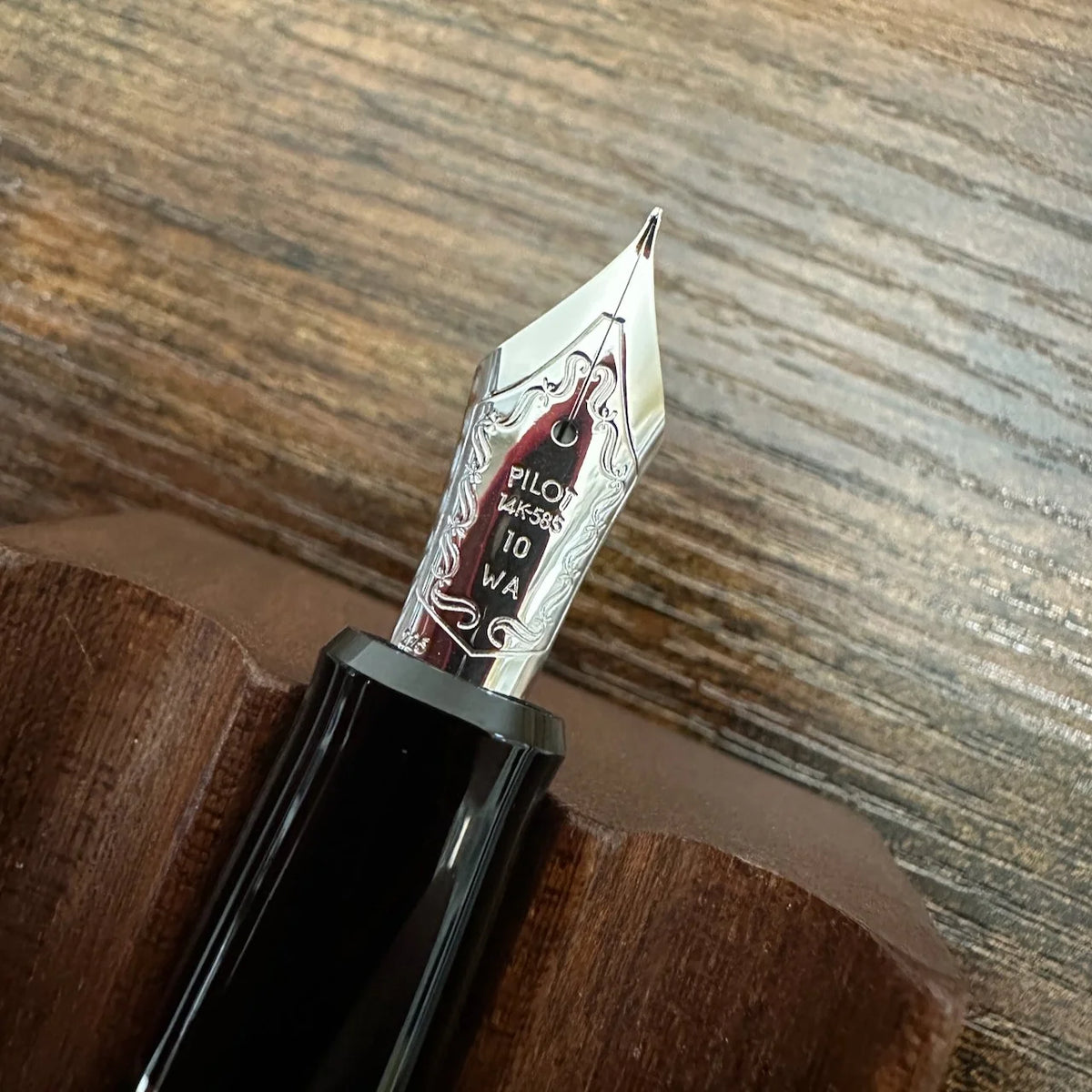 Pilot Custom 912 Fountain Pen WA (Waverly) nib