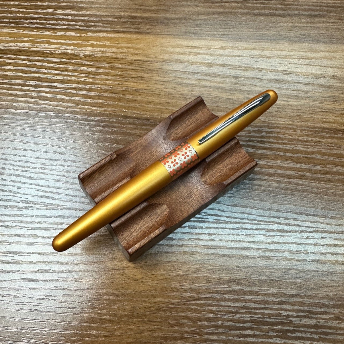 Pilot Metropolitan Fountain Pen Retro Pop Orange