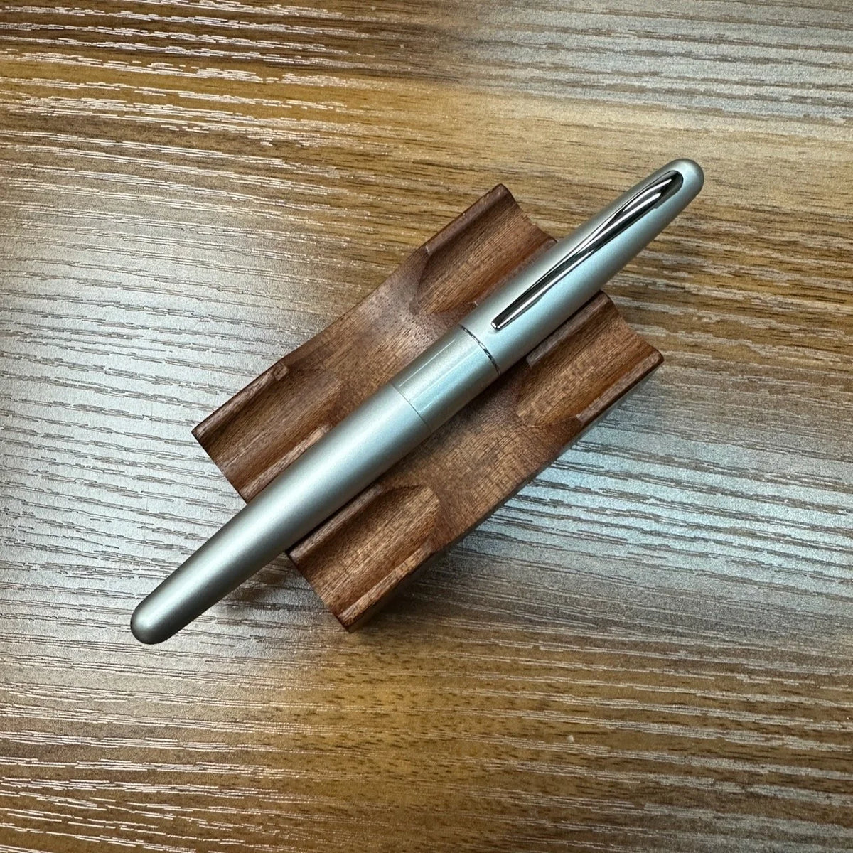 Pilot Metropolitan Fountain Pen Silver Plain