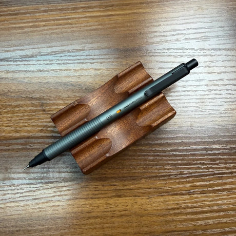 Uni Kuru Toga Mechanical Pencil / Metal