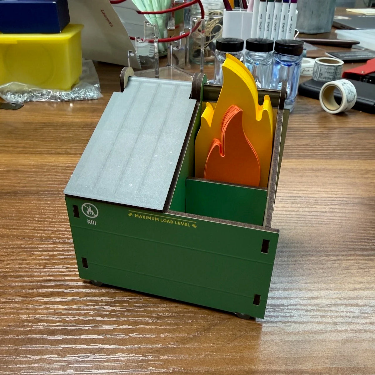 Fred & Friends Desk Dumpster Desk Caddie Assembled with notecards