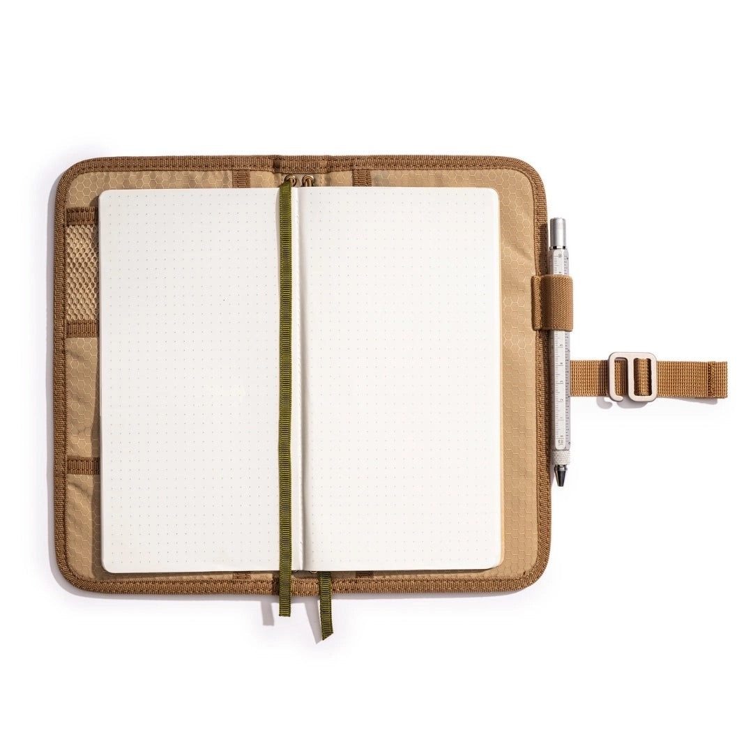 Lochby Voyageur Journals Cover (Olive) Open